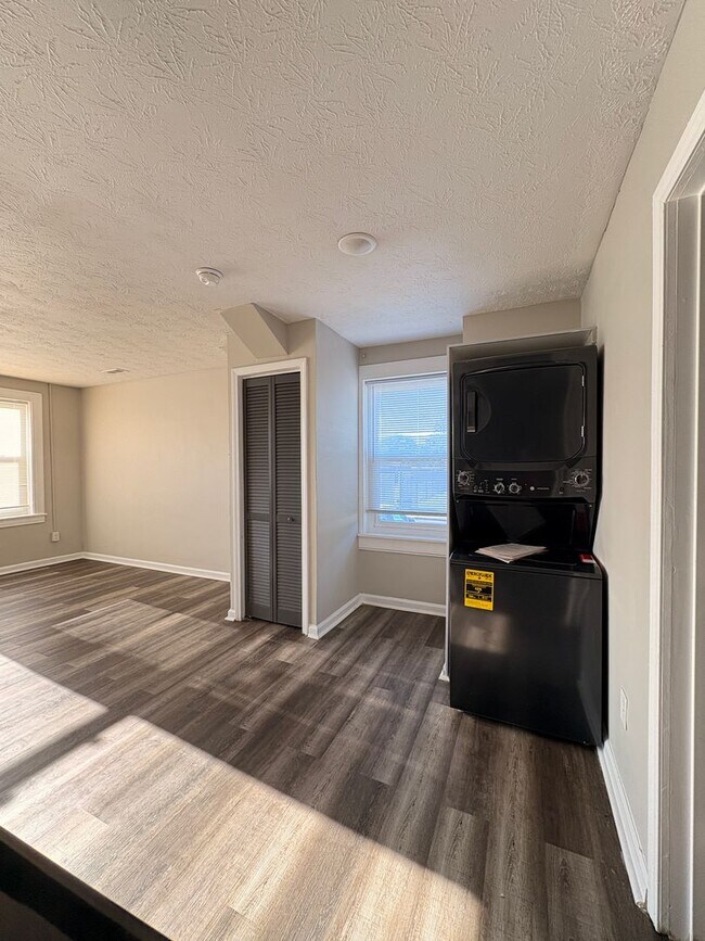 Foto del edificio - 3340 N Meridian St