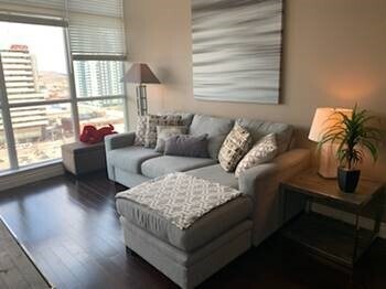 Photo du bâtiment - 788-1788 12 Ave SW