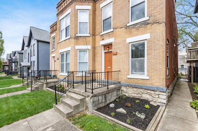 Foto del edificio - 844-848-848 Oak St