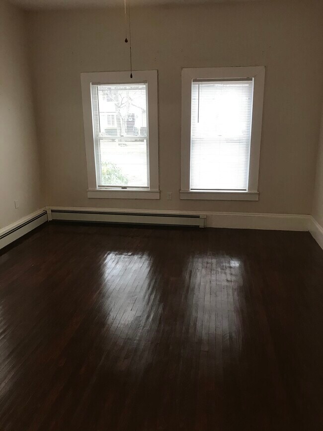 48 Nashua St Unit 2, Woburn, MA 01801 Apartments in Woburn, MA