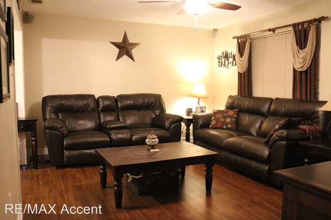 Foto del edificio - 3 br, 2 bath House - 199 Sandpiper St.