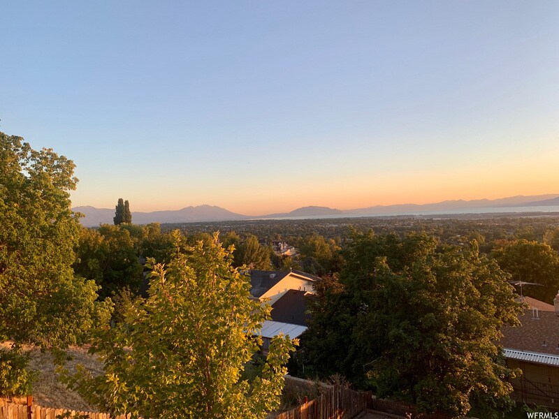 Foto principal - 1708 East Blackhawk Drive