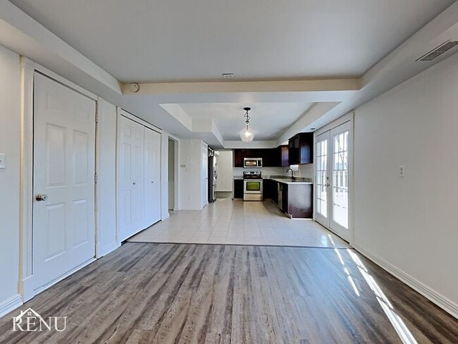 Foto del edificio - 7840 Daylily Dr