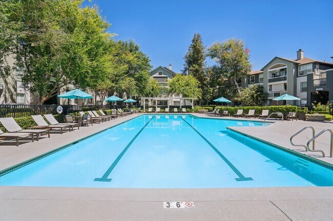 Foto del edificio - Rosewalk Apartment Homes