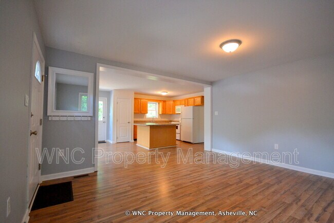 Foto del edificio - 43 Boyd Ave