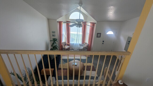 Foto del edificio - 5557 Walden Glen Dr