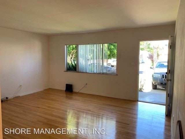 Foto del edificio - 3981-3983 Lamont St