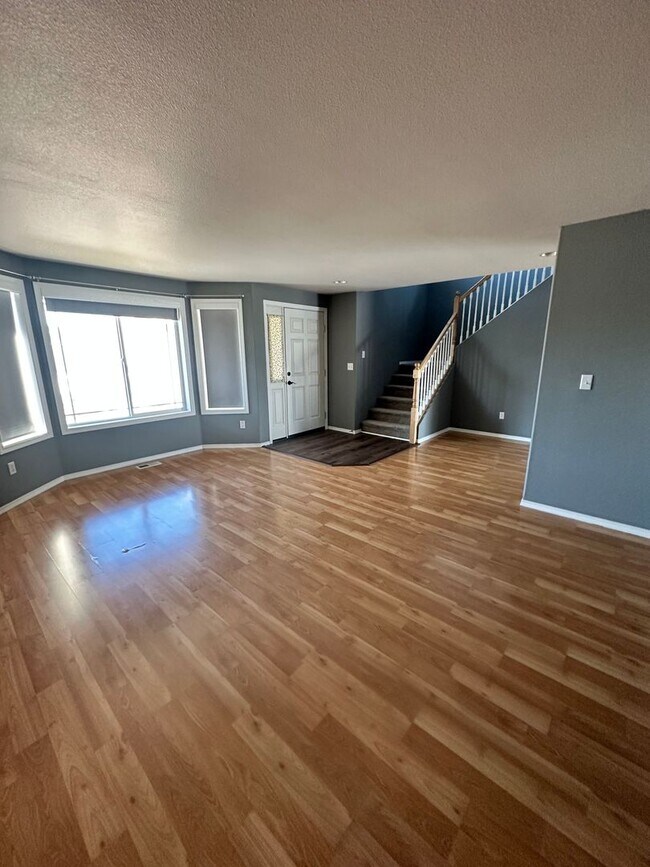 Building Photo - Available March 15th!