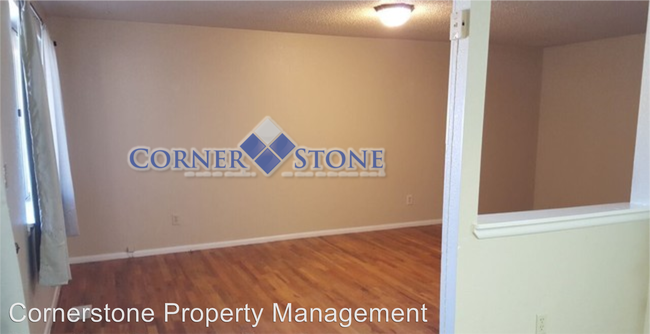 Foto del edificio - 10394-10396 W Irving Ct