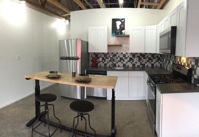 Foto del interior - Salvation Ten