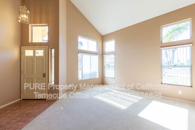 Building Photo - 30370 Summerside St
