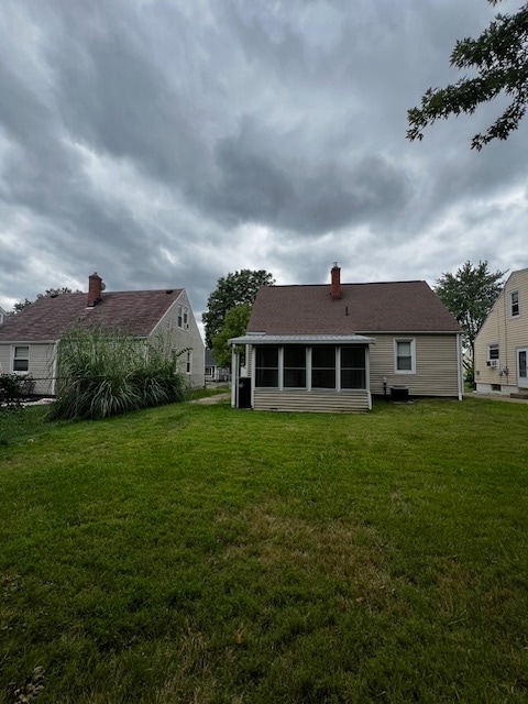 Building Photo - 1641 Redwood Ave