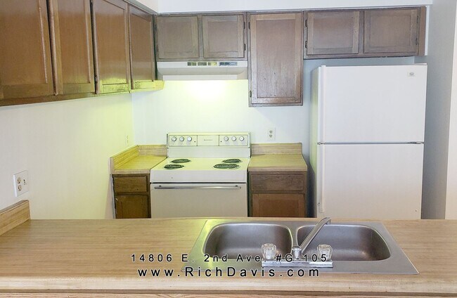 Foto del edificio - 1 bed, 1 Bath, 800 sqft with washer/dryer ...