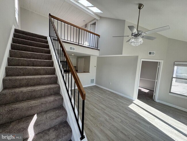 Foto del edificio - 4346 Pembrook Village Dr