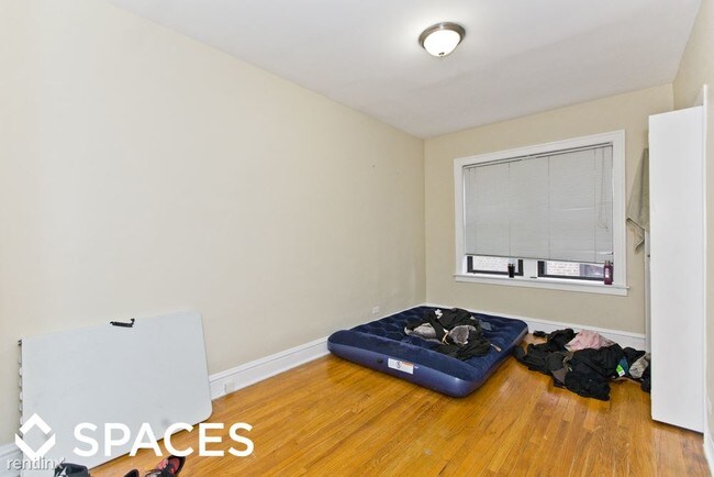 Building Photo - 5235 N Winthrop Ave