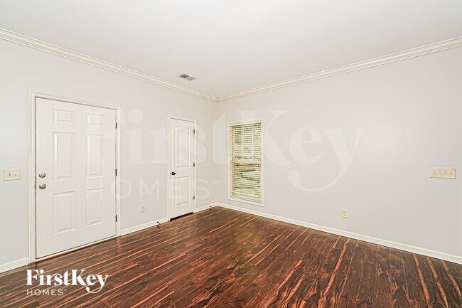 Building Photo - 411 Odum Rd