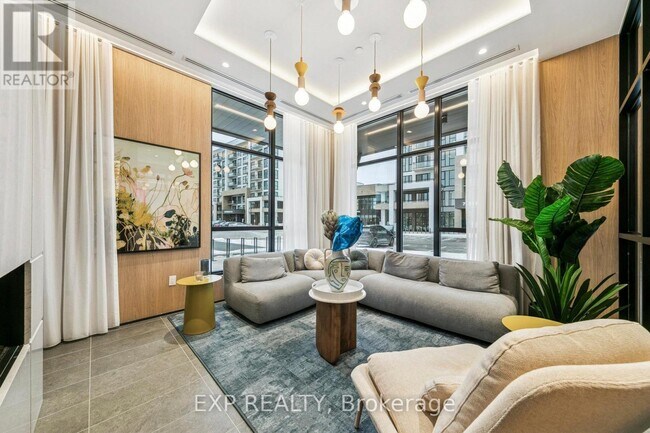 Building Photo - 720 Whitlock Ave