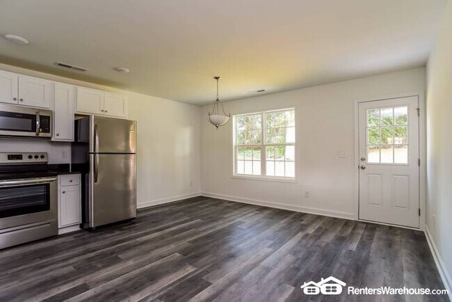 Foto del edificio - Newly built 4 bedroom 2 bath