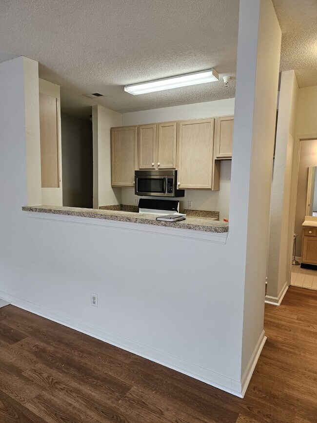 Foto del edificio - The Links Apartment Available