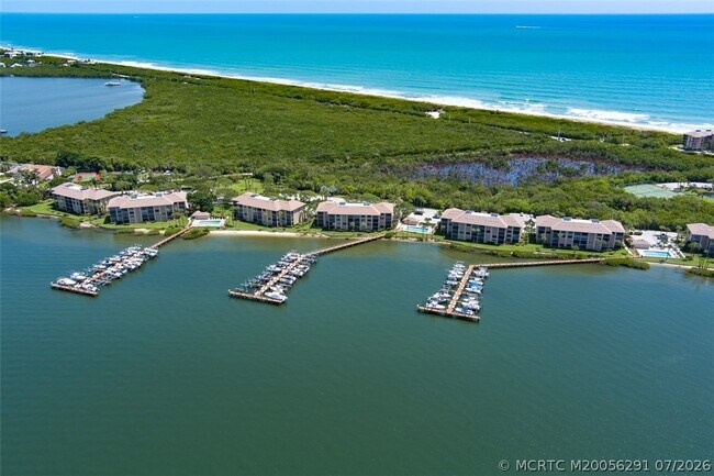 Building Photo - 4540 NE Sandpebble Trce