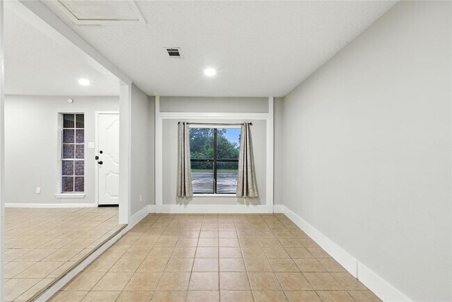 Foto del edificio - 4103 Koala Dr