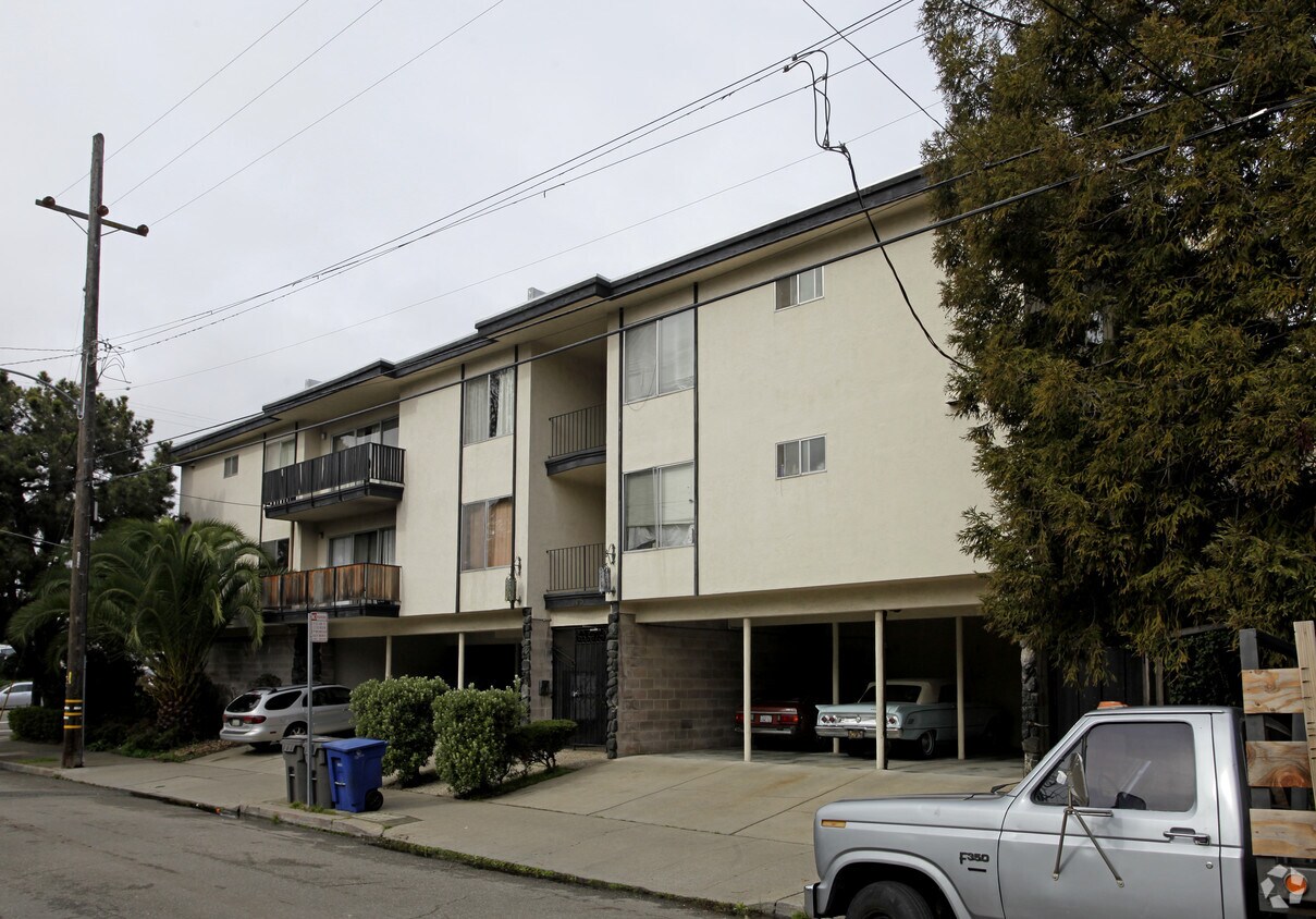 Foto del edificio - 505 Chetwood St