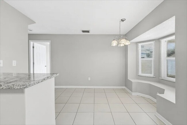 Building Photo - 6613 Northhaven Ct