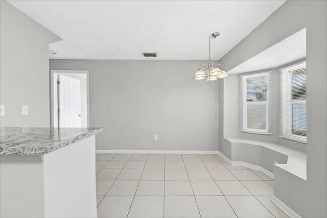 Foto del edificio - 6613 Northhaven Ct