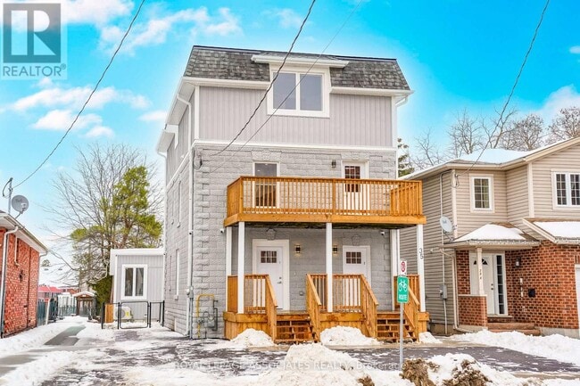 Photo du bâtiment - 35 St George St