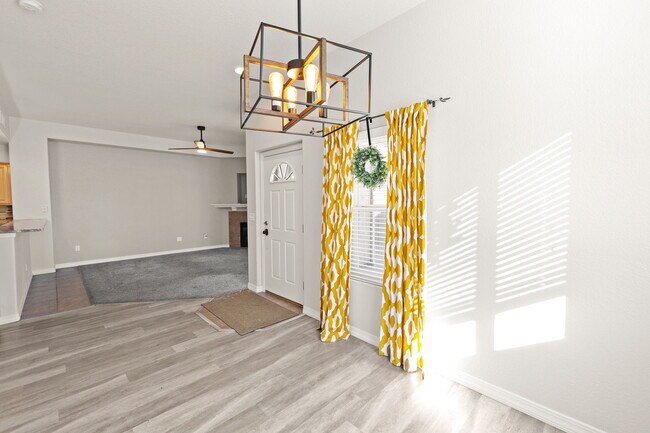 Foto del edificio - 6679 Bethesda Point