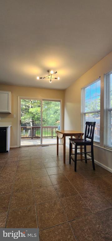 Foto del edificio - 1720 Grover Glen Ct