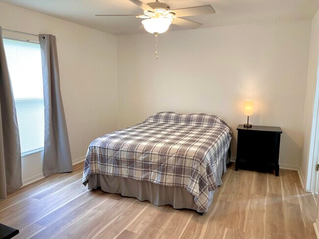 Foto del edificio - 3221 Westminster Ave SE