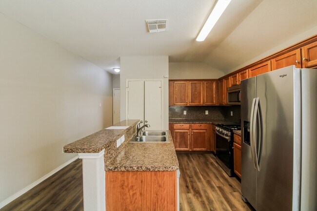 Building Photo - 3519 Apache Meadows Drive