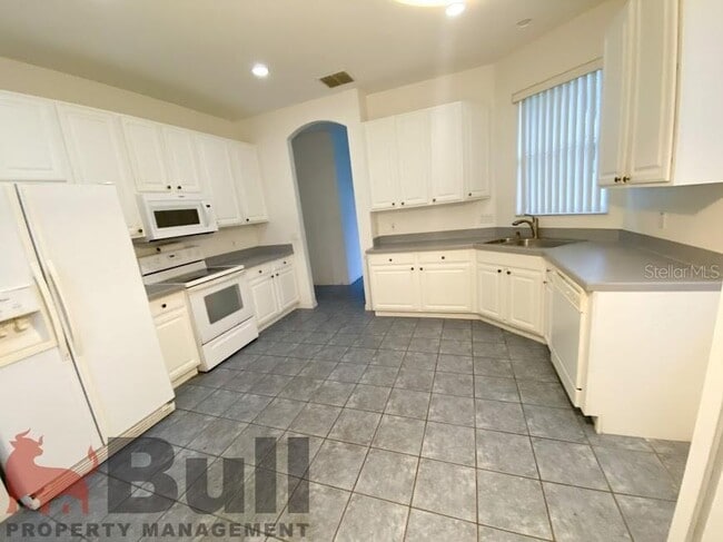 Building Photo - 596 Neumann Village Ct