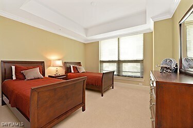 Foto del edificio - 9123 Strada Pl