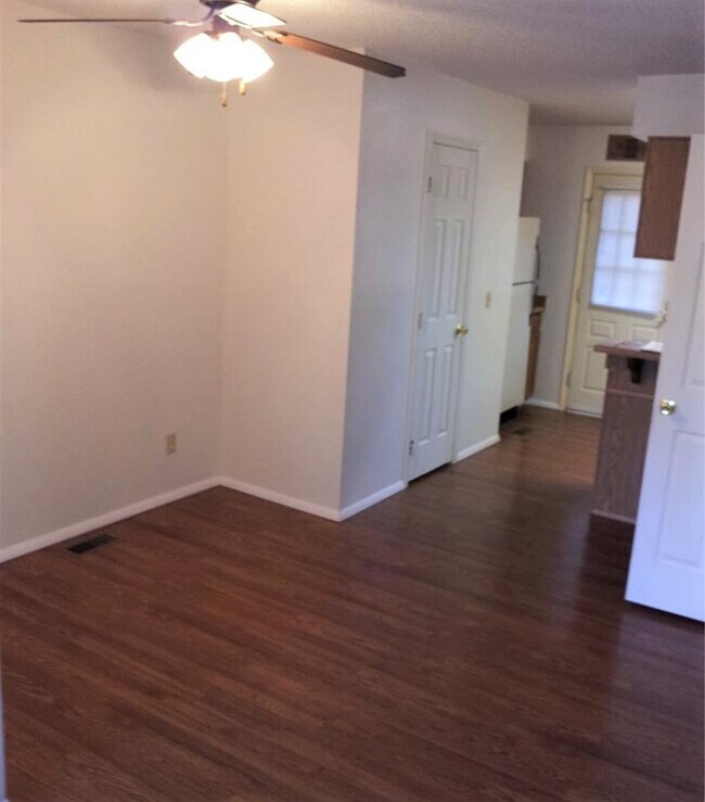 Foto del edificio - 3534 Queen Anne Way