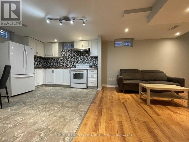 Photo du bâtiment - 233 Aspenwood Dr