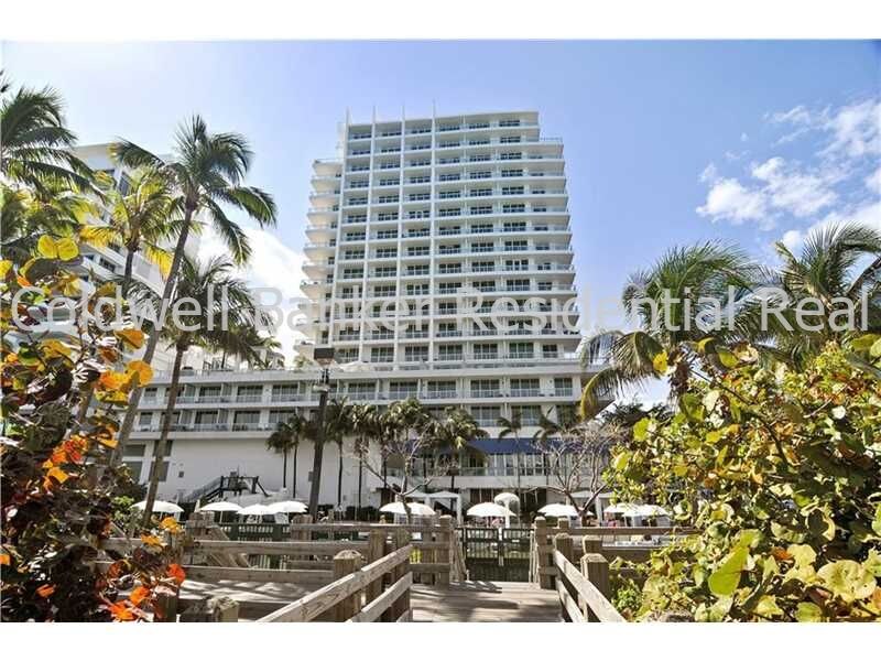Primary Photo - 4391 Collins Ave