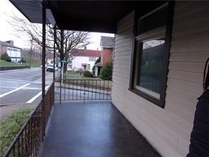 Building Photo - 401 E 9th Ave