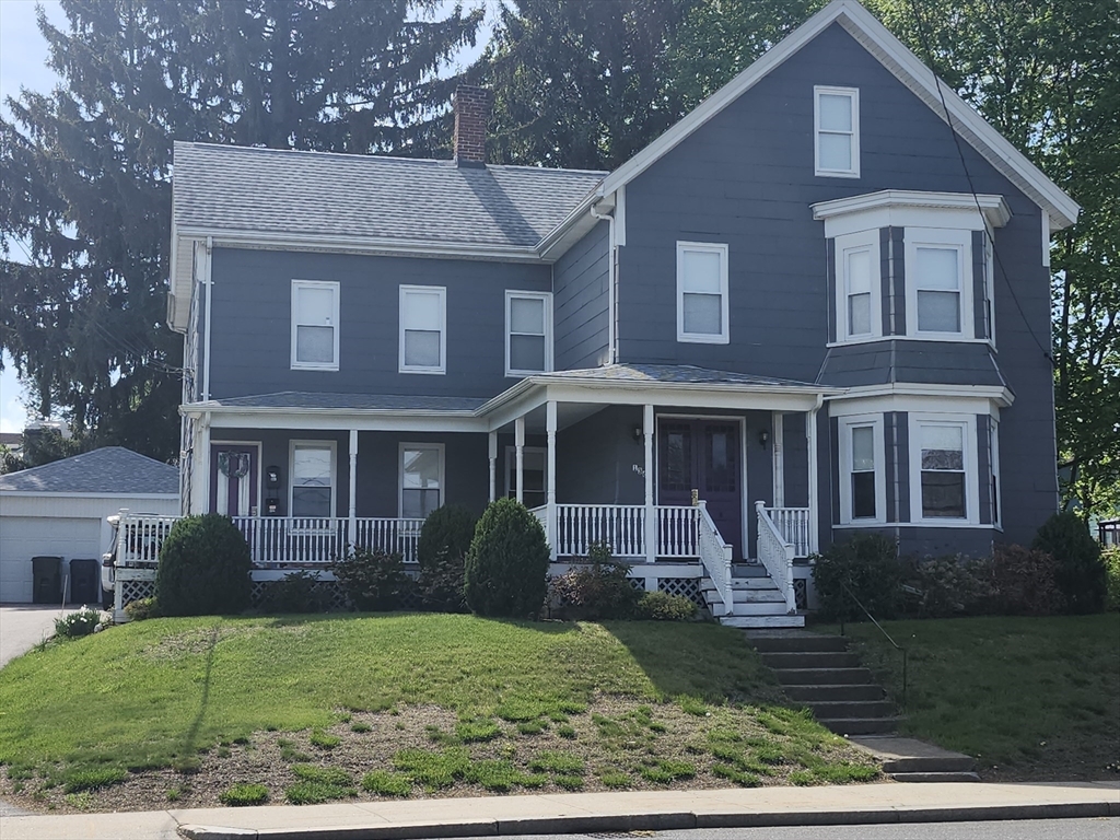 Primary Photo - 136 Bolton St