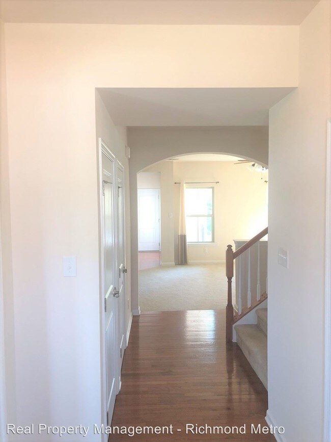 Building Photo - 4 br, 3.5 bath House - 5966 Swift Fox Drive