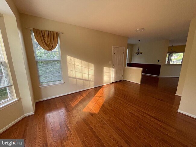 Foto del edificio - 43455 Quigley Ln