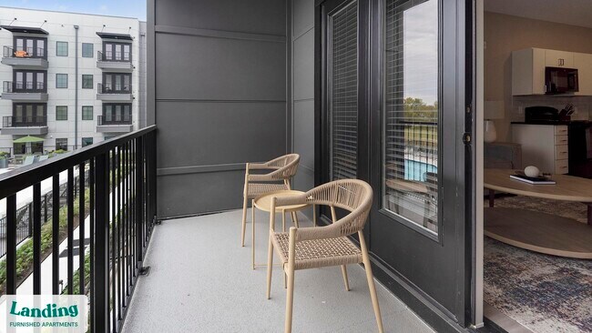 Foto del edificio - 645 N Front St