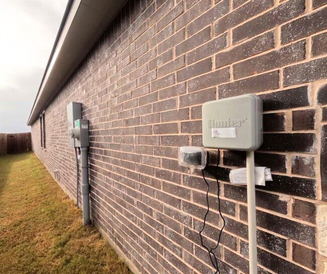 Foto del edificio - 424 NEW ALBANY Ln