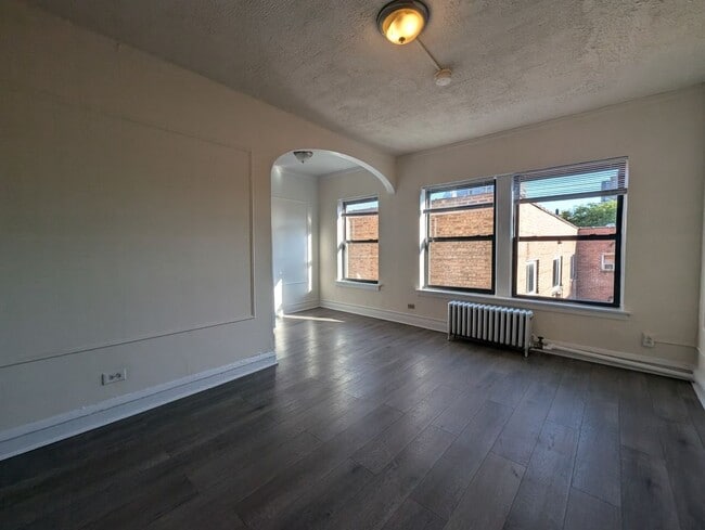 Foto del edificio - 5417 N Kenmore Ave