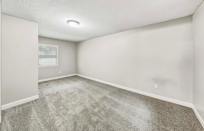 Foto del edificio - 2751 Flagstone Dr SE