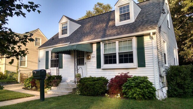 Foto del edificio - Charming 3 Bed / 1 Bath Cape Cod in Aberde...