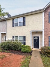 Building Photo - 8619 Thomas Ln