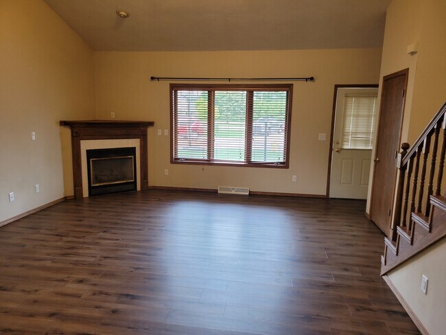 Foto del edificio - 13 Century Court