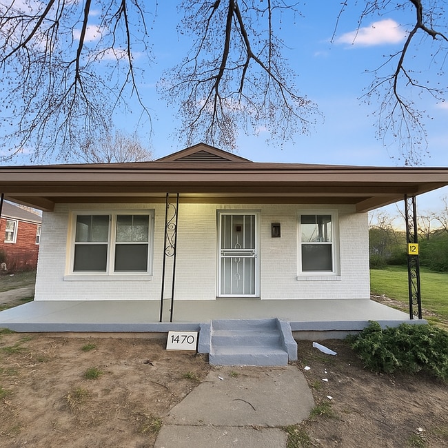 Building Photo - 1470 Ethlyn Ave
